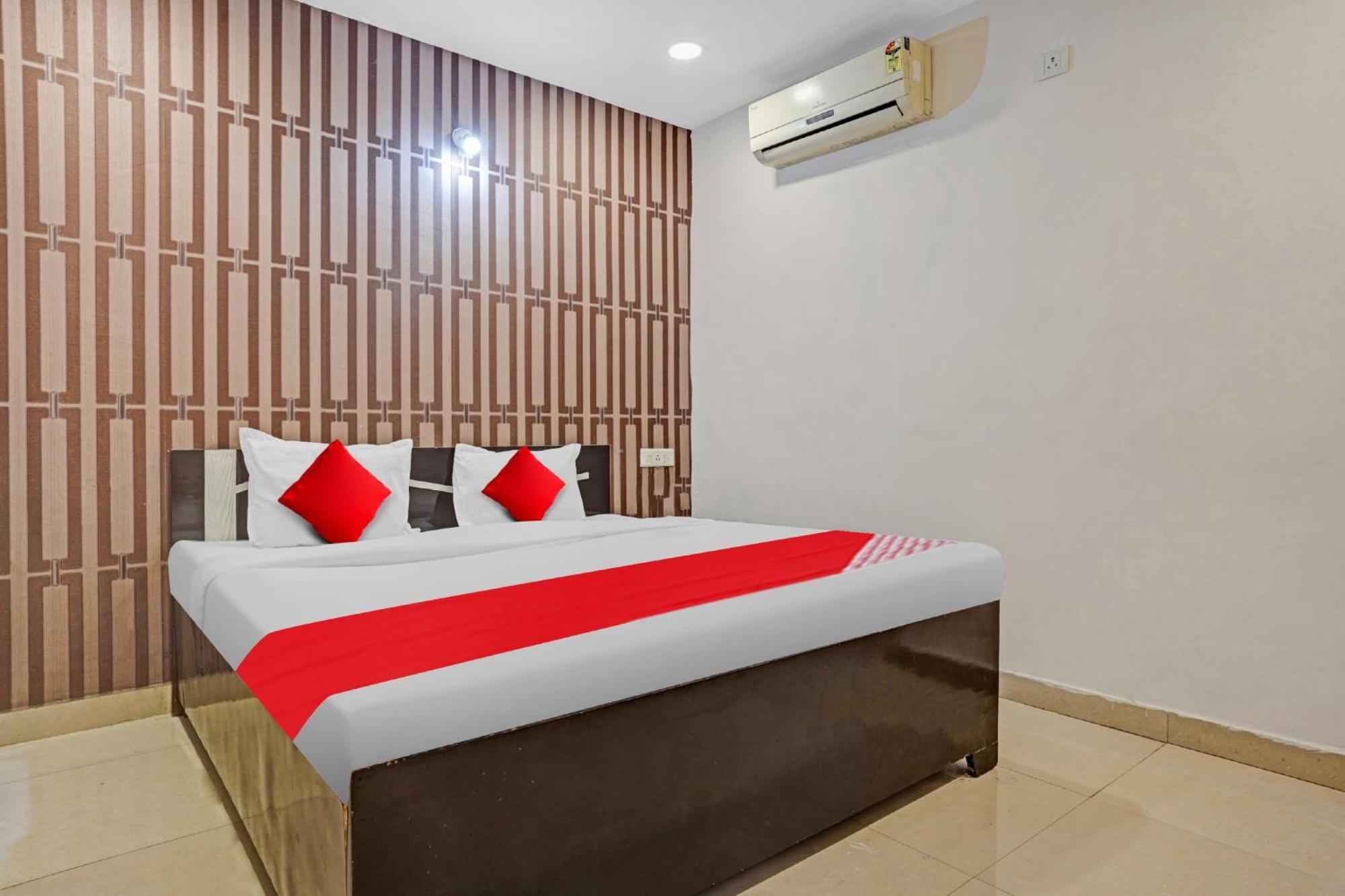 Hotel O Flagship Hotel Gulmohar Inn โบปาล ภายนอก รูปภาพ