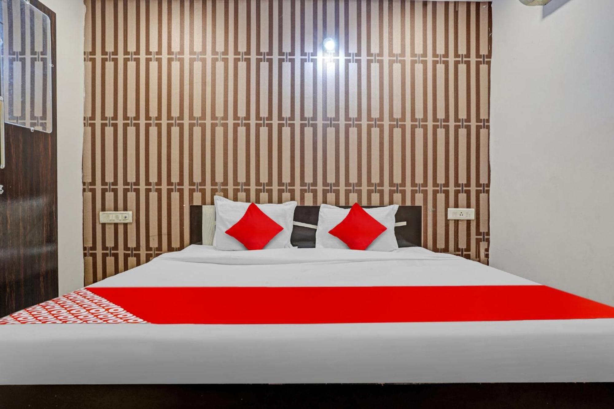 Hotel O Flagship Hotel Gulmohar Inn โบปาล ภายนอก รูปภาพ