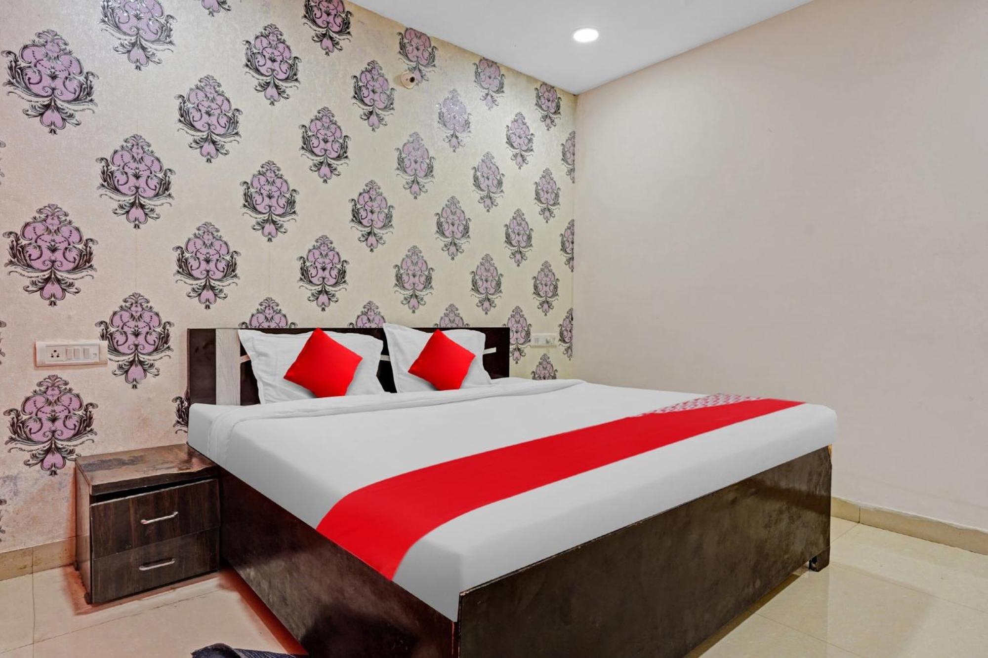 Hotel O Flagship Hotel Gulmohar Inn โบปาล ภายนอก รูปภาพ